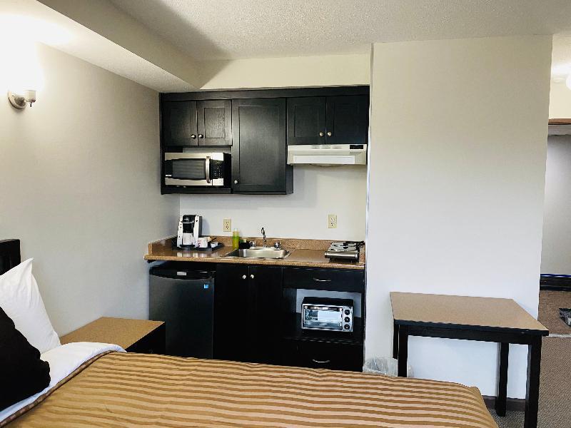 Happy Day Inn Burnaby Esterno foto